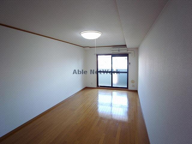 居室・リビング　居室