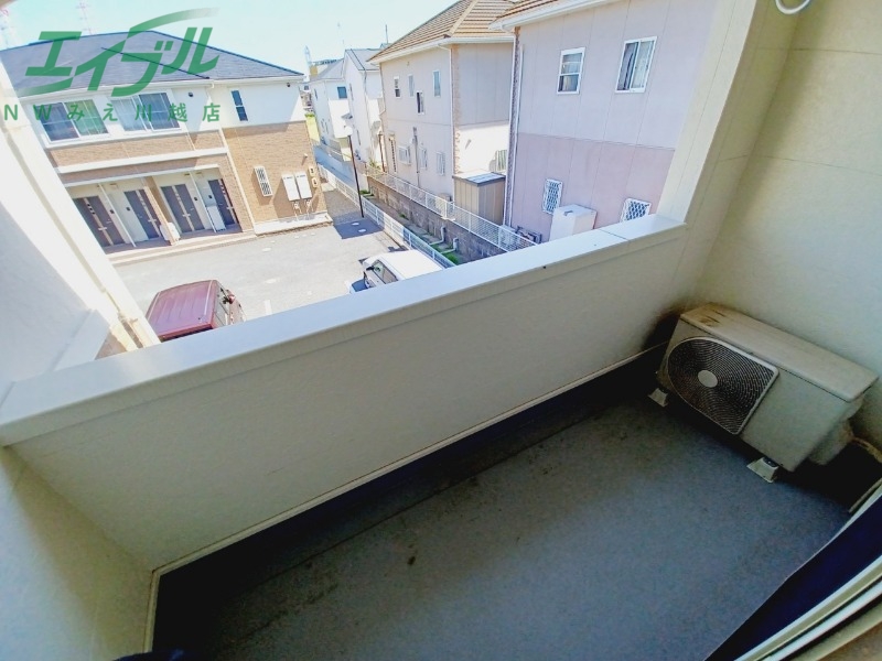 バルコニー　同物件別室反転写真