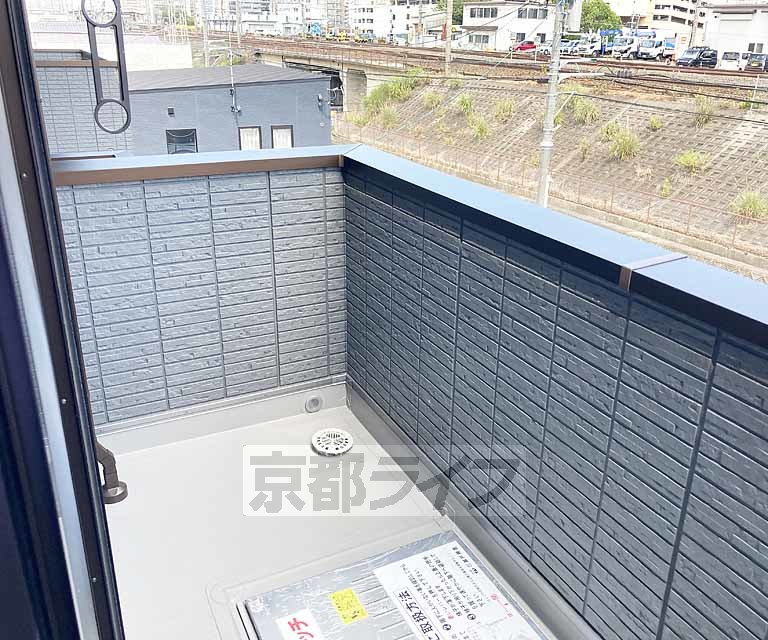 バルコニー　日当り良し