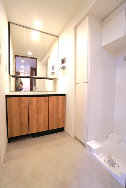 洗面設備　※写真は同タイプ住戸です。