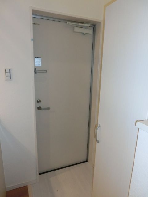 玄関　玄関シューズBOX付