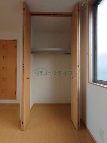 収納　ハイツ・タカイド