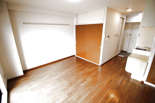 居室・リビング　※写真は他号室です