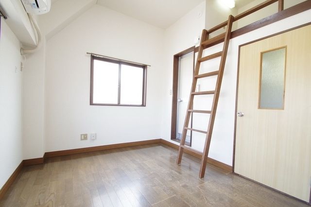 居室・リビング　別部屋参考写真