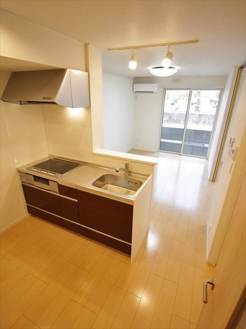 キッチン　松山市南久米町　メゾンサブル　キッチン