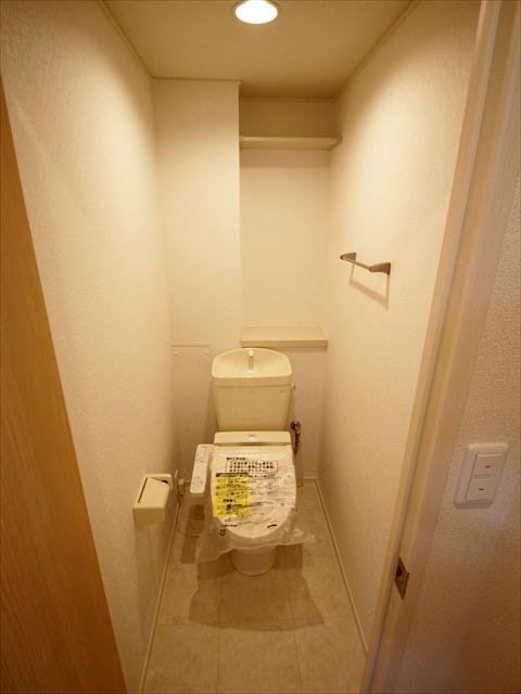 トイレ　松山市南久米町　メゾンサブル　トイレ