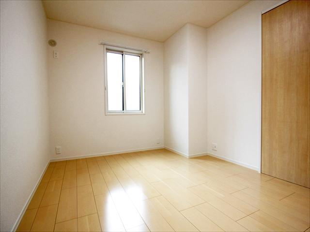 その他部屋・スペース　松山市南久米町　メゾンサブル　洋室６．６帖