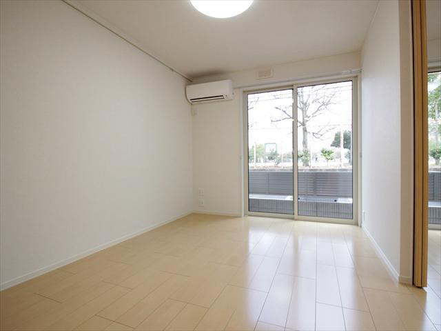 居室・リビング　松山市南久米町　メゾンサブル　リビング