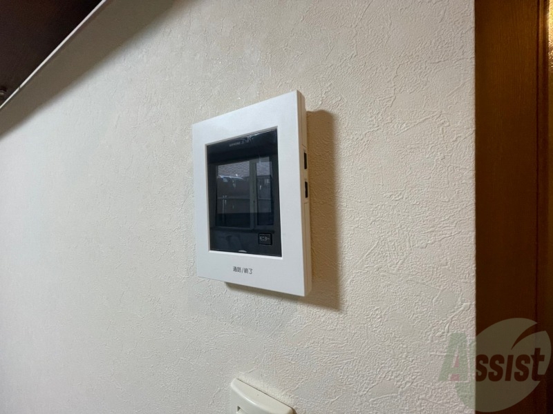 セキュリティ　ＴＶモニター付インターホンです。来客者の顔が見えるので安心！