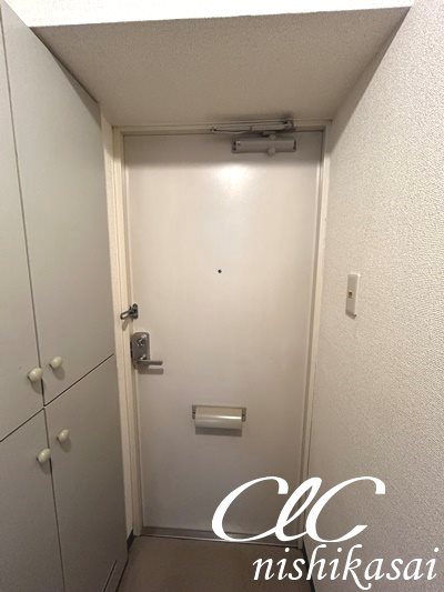 玄関　※参考写真