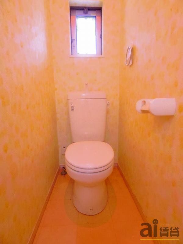 トイレ　※同仕様写真です