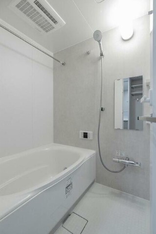 バス・シャワールーム　同タイプのお写真です