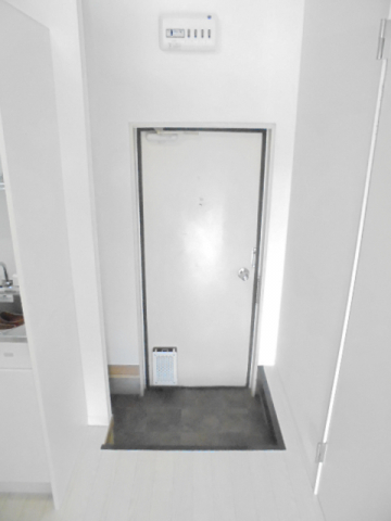 玄関　モデルルーム