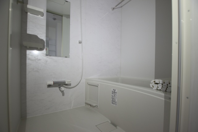 バス・シャワールーム　※別室の参考写真の為、現況優先です。