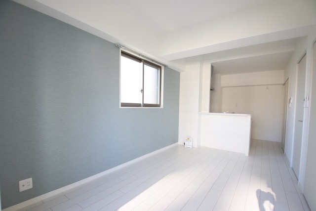 居室・リビング　※別室の参考写真の為、現況優先です。