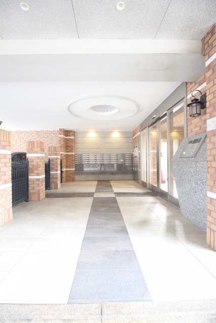 エントランス　オートロックです♪