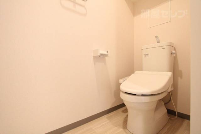 トイレ　トイレはウォシュレットついてます