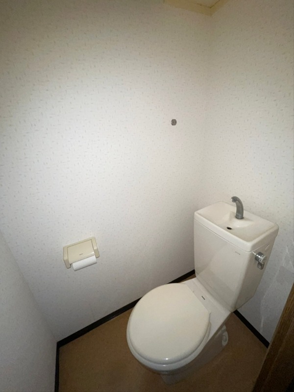 トイレ　別部屋参考