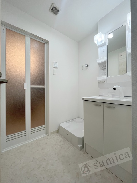 洗面設備　洗面脱衣所付き！独立洗面台が便利です♪♪