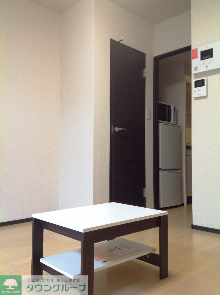 居室・リビング　居間