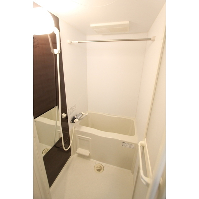 バス・シャワールーム　同シリーズ物件のモデルルームになります※現況優先