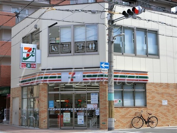 コンビニ　セブン-イレブン 大阪日本橋東３丁目店（コンビニ）まで453m