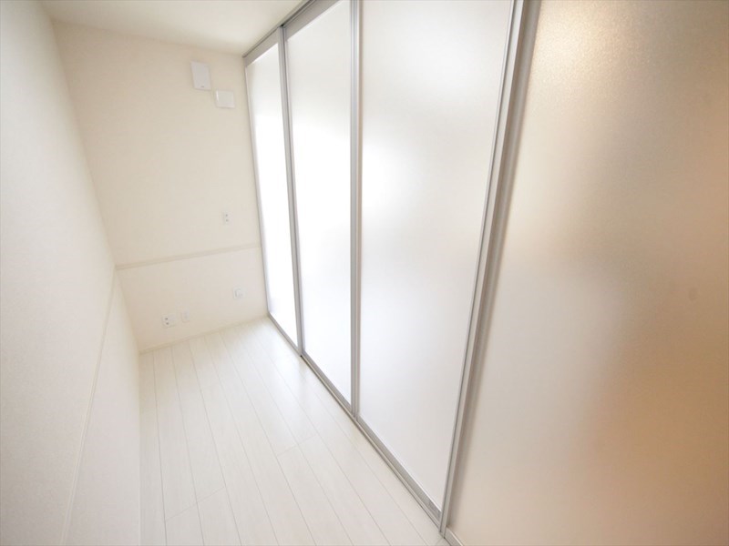 その他部屋・スペース　洋室3帖　ウォークインクローゼット付（収納充実してます）