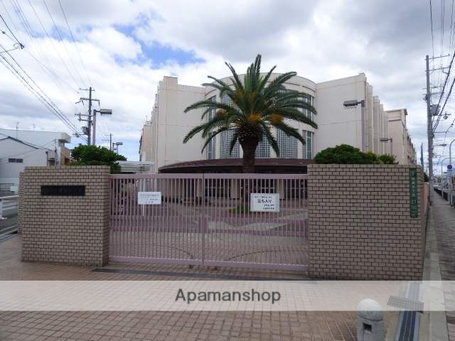 中学校　田島中学校（中学校）まで569m