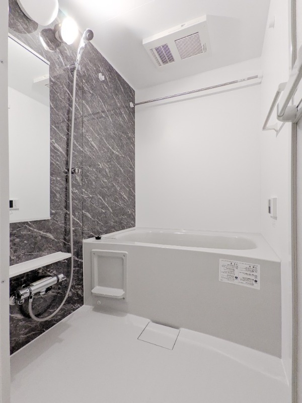 バス・シャワールーム　図面と現状に相違がある場合には現状を優先