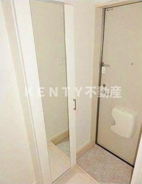 玄関　落ち着いた玄関です