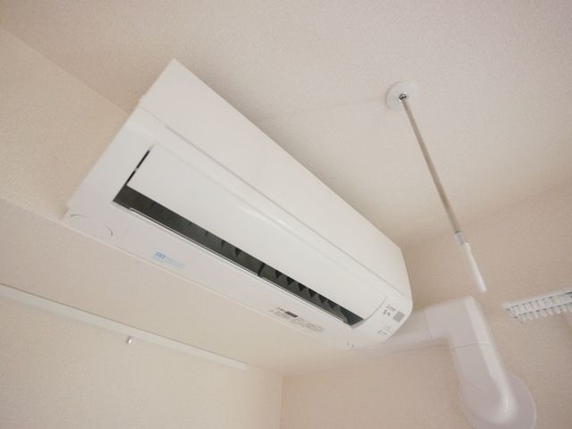 その他　★エアコン★