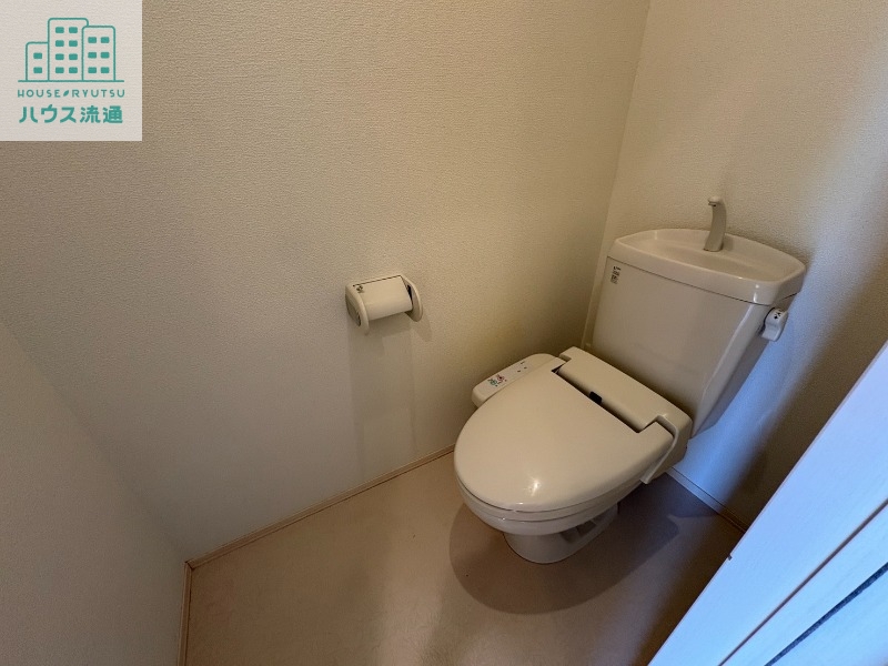 トイレ　※別号室の写真です