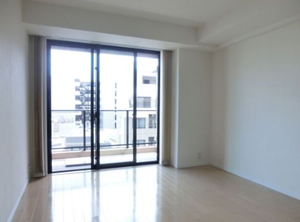 居室・リビング　※別部屋参考写真