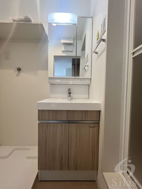 洗面設備　同仕様