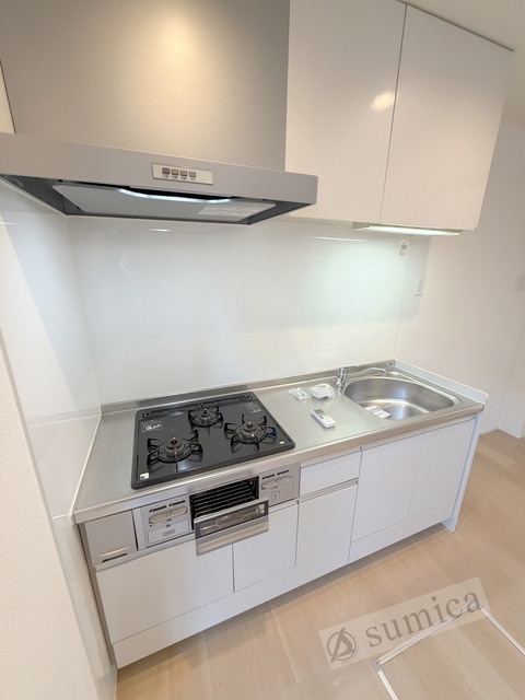 キッチン　３口システムキッチンでお料理楽しく♪♪