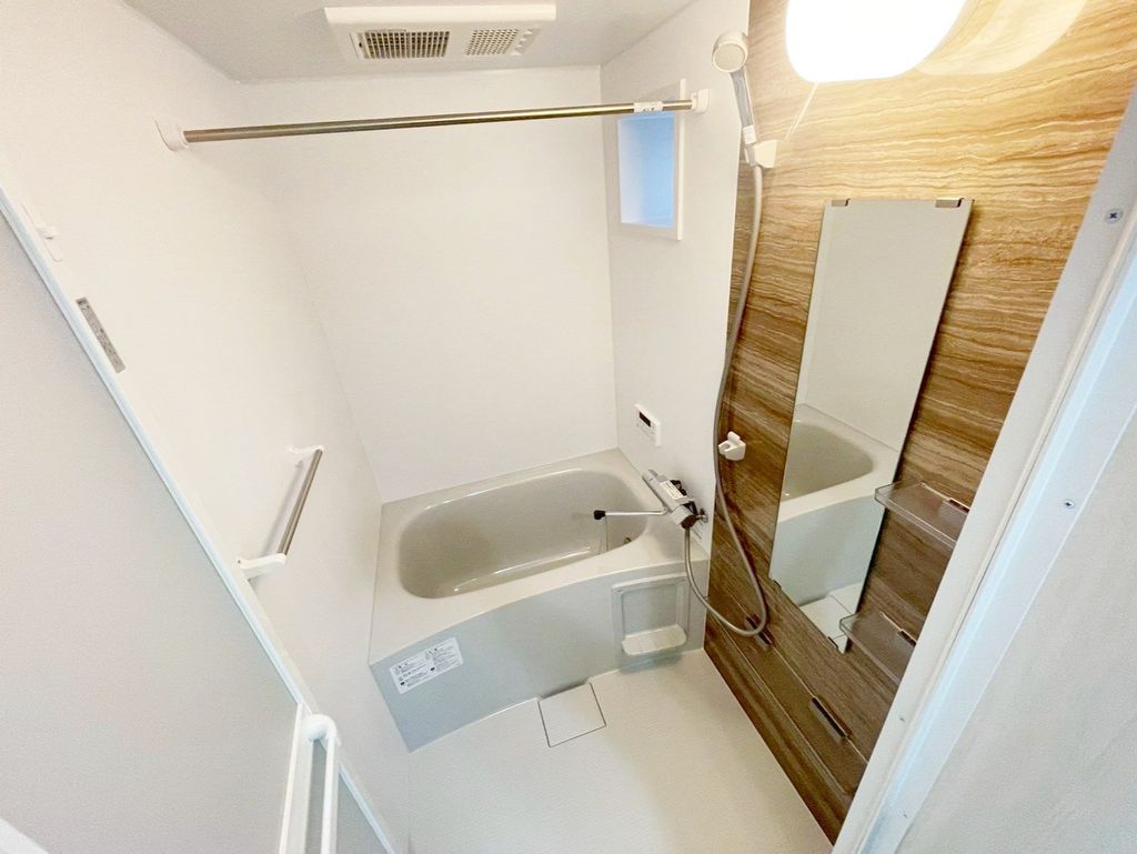 バス・シャワールーム　バス