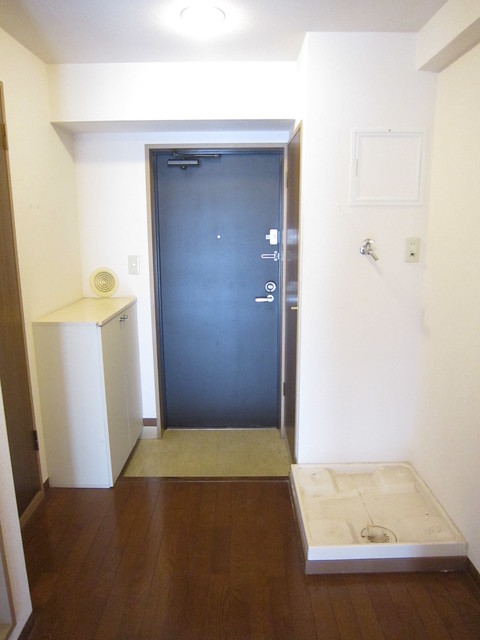 玄関　同タイプ他住戸