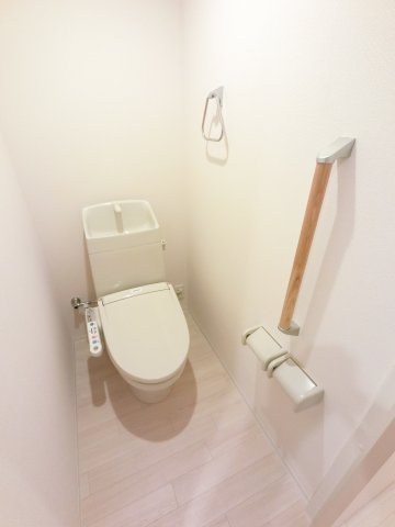 トイレ　※仕様が異なる場合が御座います