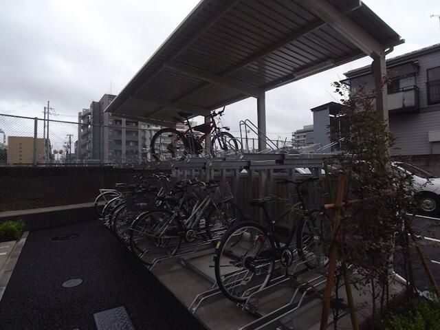 駐車場　駐輪場