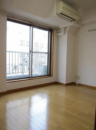 居室・リビング　居間