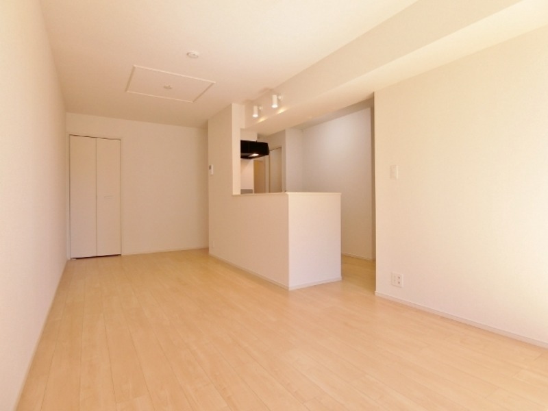 居室・リビング　図面と現状に相違がある場合には現状を優先