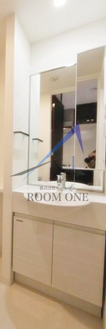 洗面設備　洗面台です。