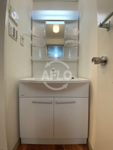 洗面設備　ジオナ天神橋　独立洗面台