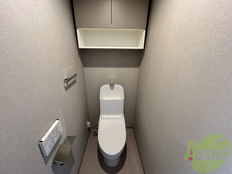 トイレ　トイレは温水洗浄便座で快適に使うことが出来ます。