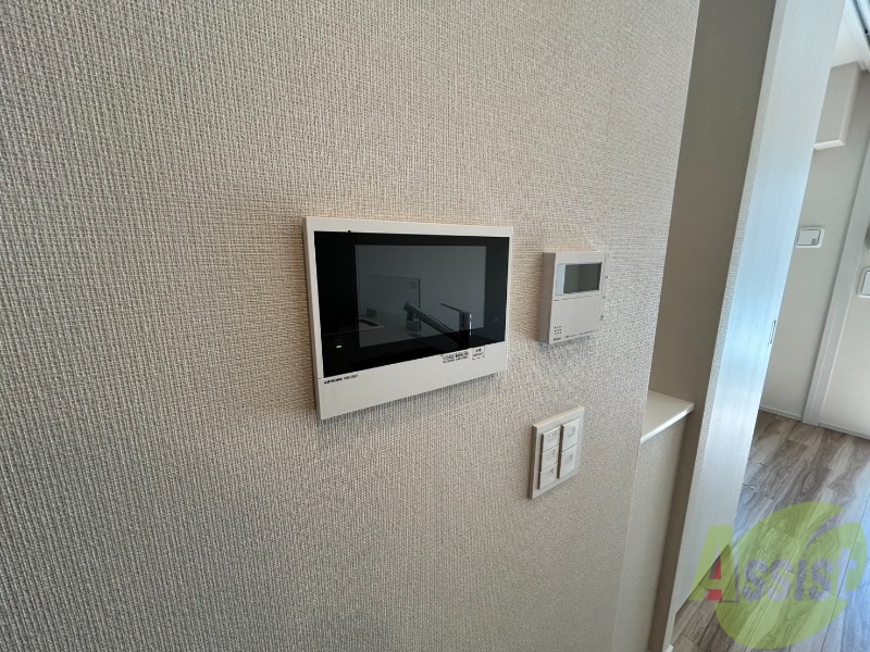 その他設備　インターホンはモニター付きなので一人ぐらいの方でも安心です。