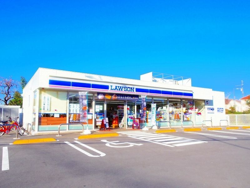 コンビニ　ローソン 小金井東町三丁目（コンビニ）まで808m