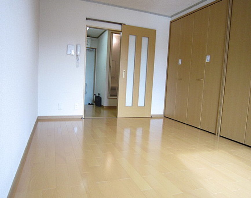 居室・リビング　別部屋参考写真となります