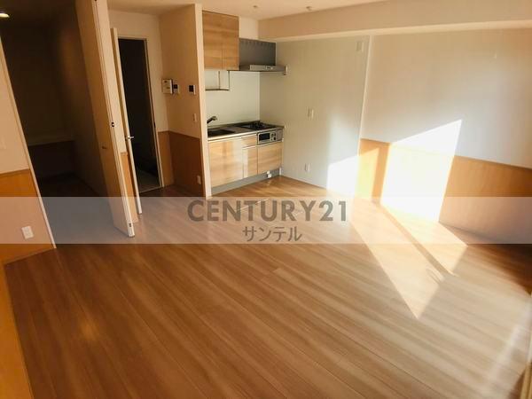 居室・リビング　同間取り別室