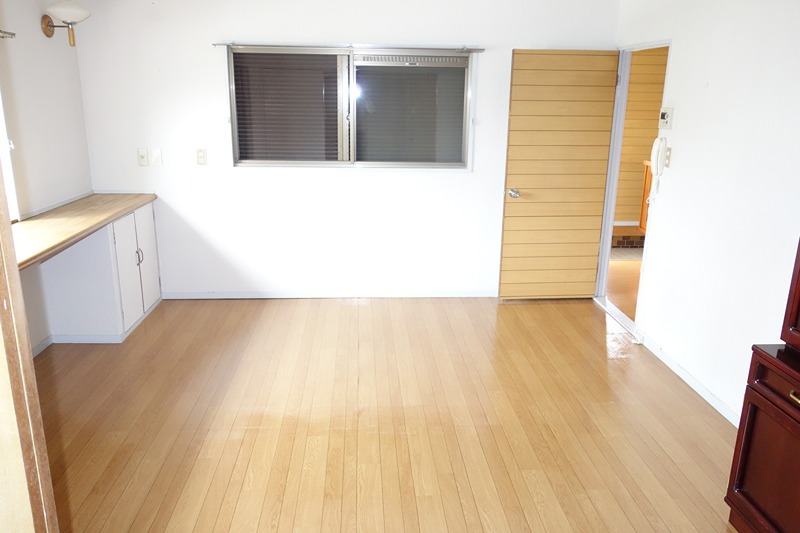 居室・リビング　現状優先となりますとなります