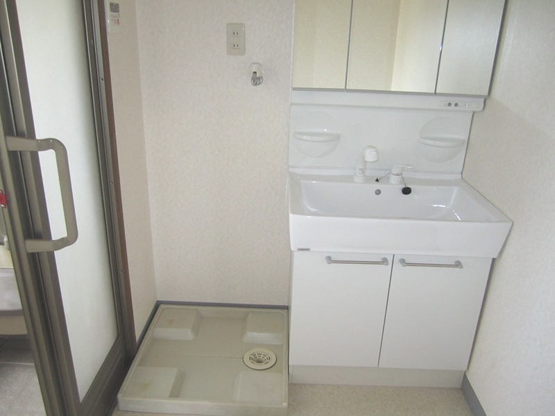 洗面設備　現状優先となります